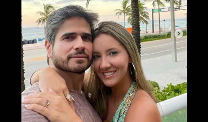 ¿Daniella Álvarez y Daniel Arenas terminaron? posó en boda sin él