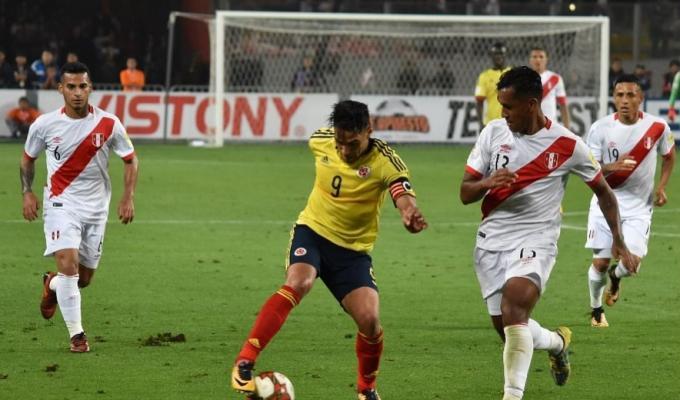 Radamel Falcao con la Selección Colombia ante Perú