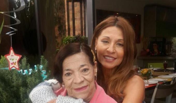 Amparo Grisales y su madre Delia Patiño 