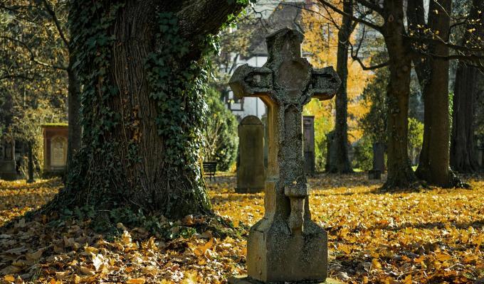 Cementerio- soñar con la muerte