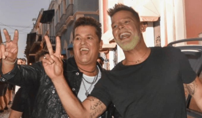  Ricky Martin y Carlos Vives 