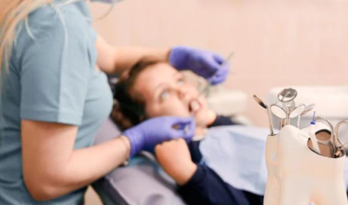 Niño va a la odontología y fallece por la anestecia