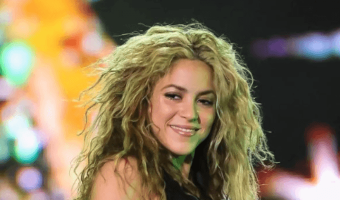 Shakira será víctima de brujería, anuncia Mhoni Vidente