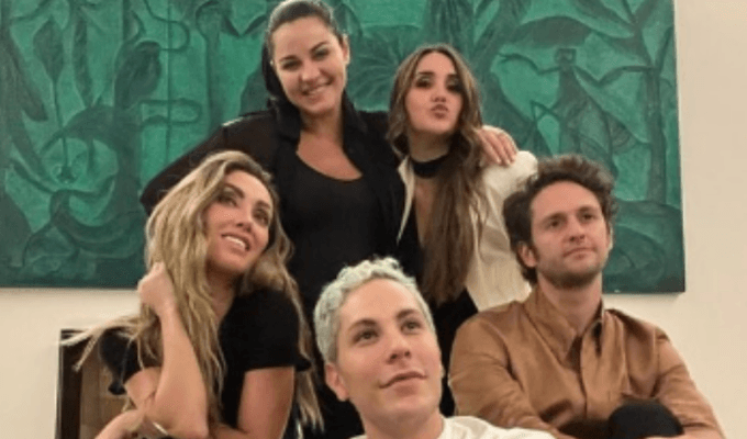 Gira RBD: Anahí, Dulce y Maite con sus bebés en la gira