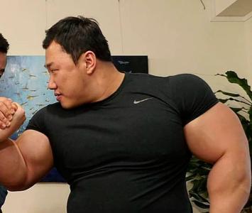 Je-yong Ha, el 'Hulk' surcoreano 