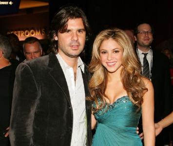 Shakira y Antonio de la Rúa 