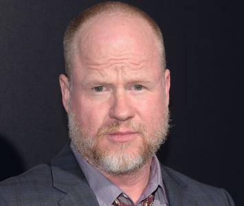 Joss Whedon cuadrada 