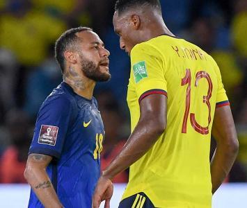 Yerry Mina y Neymar en Brasil vs Colombia