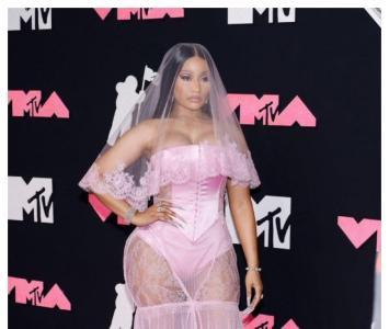 MTV VMA’s 2023: Nicky Minaj vestido que usó y casi se cae