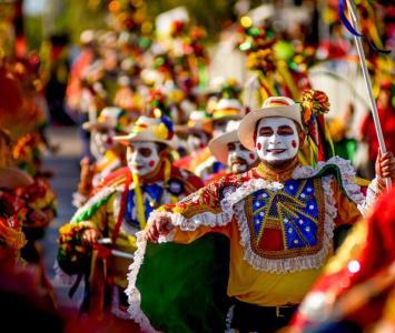 Hombres en el Carnaval de Barranquilla 